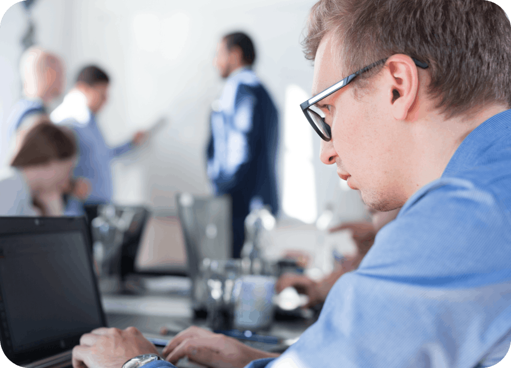 IT consulting team collaborating with businesses in Las Vegas for managed IT and cybersecurity support